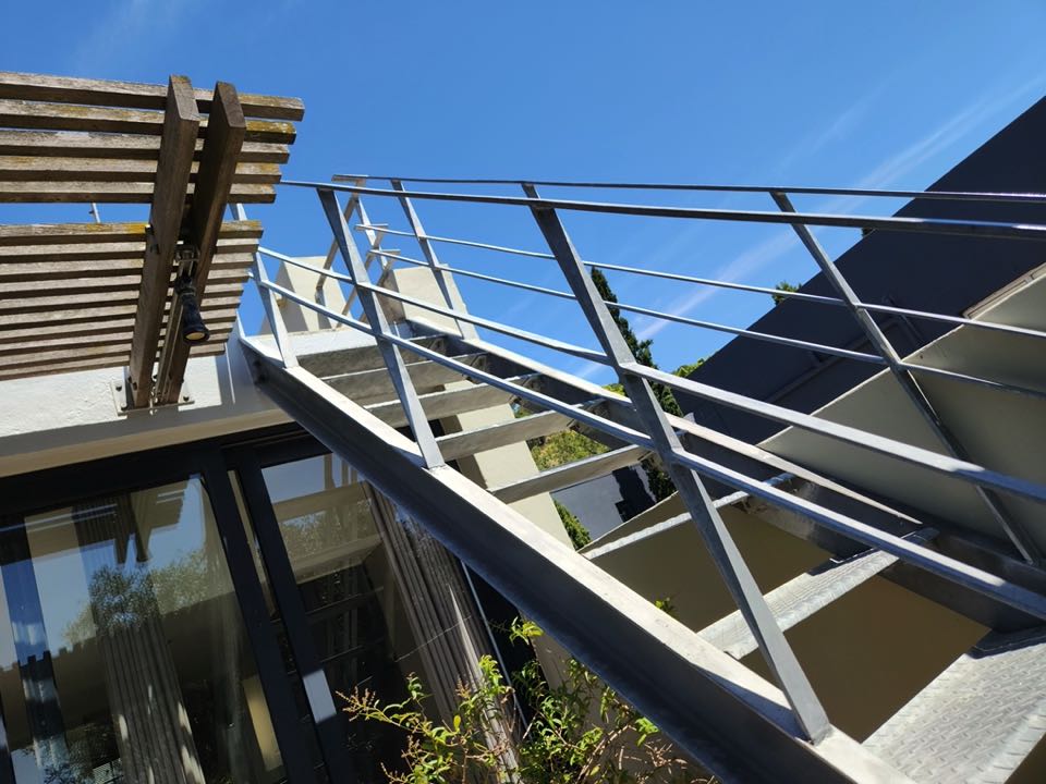 24 Loader Street - staircase to roof terrace
