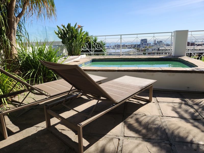 4 Bayview Terrace - plunge pool & view