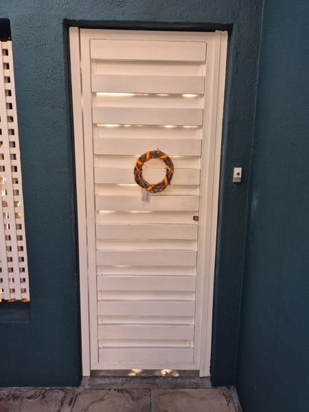 4 Bayview Terrace - Festive wreath