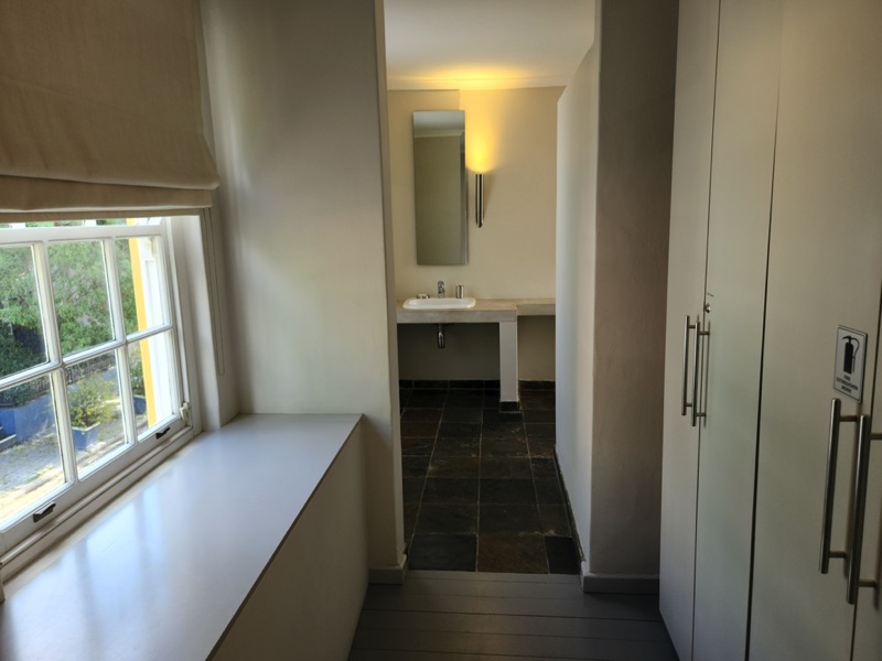 110 Waterkant Street - master bedroom dressing area