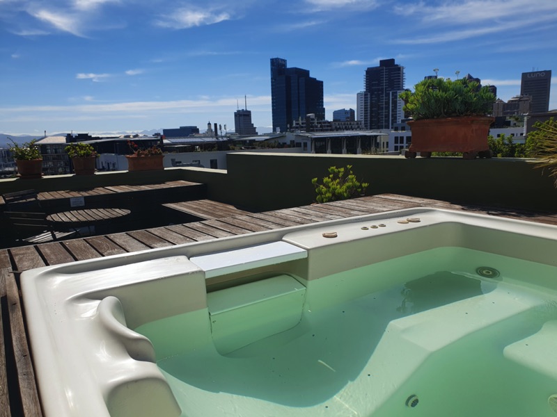 42 Napier Street - Jacuzzi & view