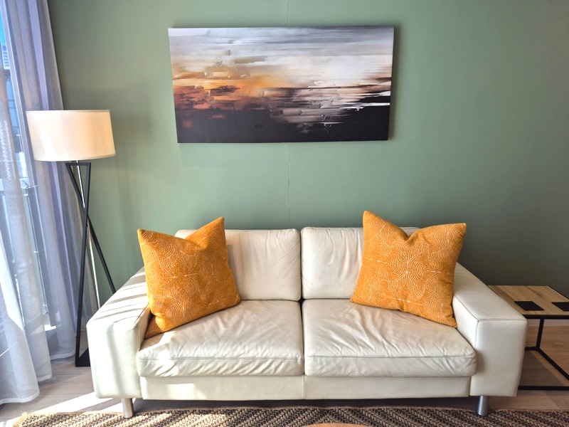 32 Napier Street, Apt.401 - Living area
