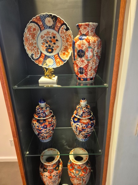 19 Jarvis Street - Kitchen ceramics