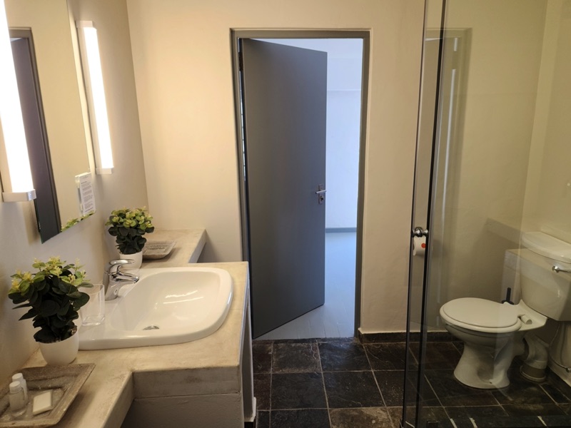 110 Waterkant Street - bathroom 2