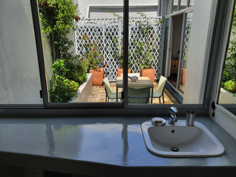 39 Dixon Street - Bedroom 4 en-suite & courtyard view