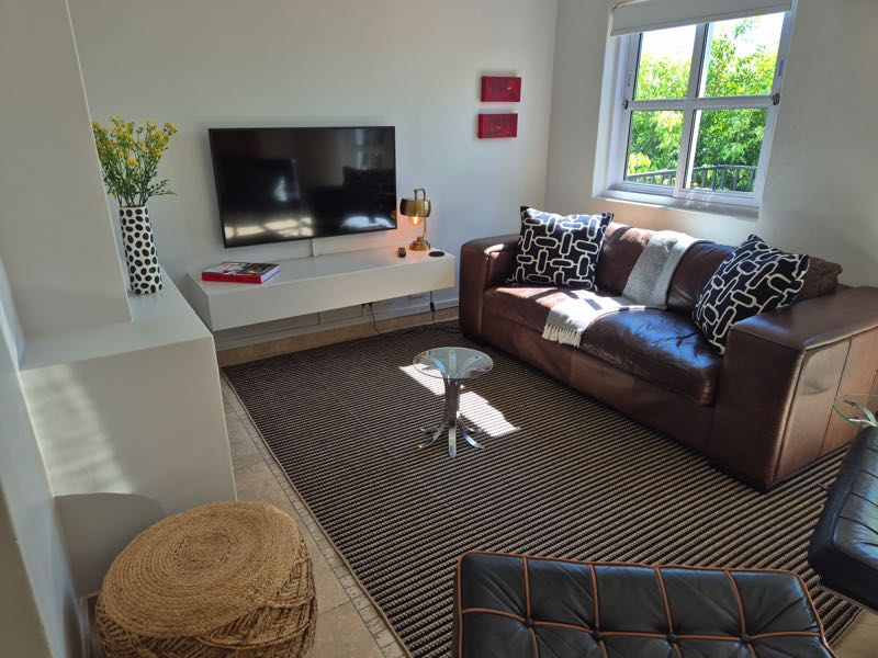 207 De Waterkant Piazza - living area