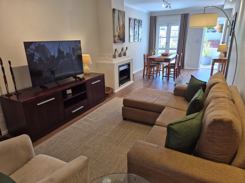 115 De Waterkant Piazza - living area