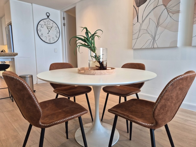 32 Napier Street, Apt.401 - Dining area