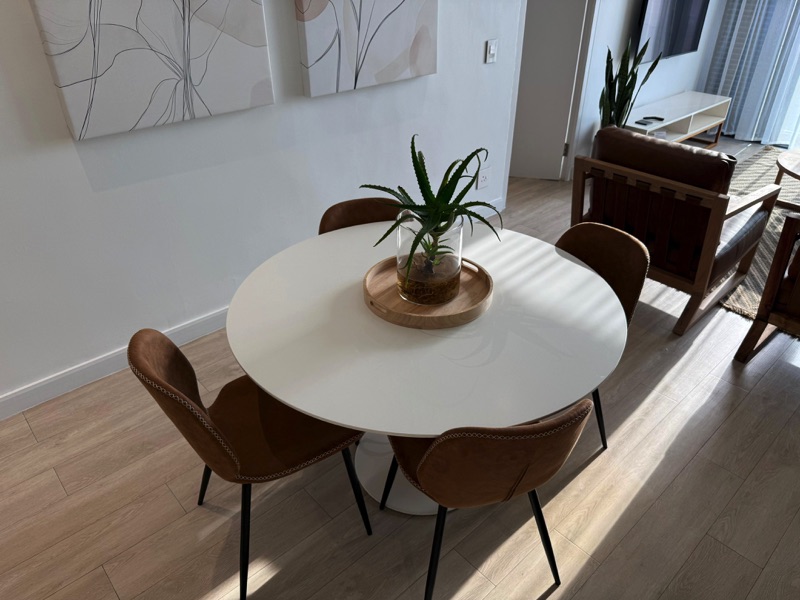 32 Napier Street, Apt.401 - Dining area