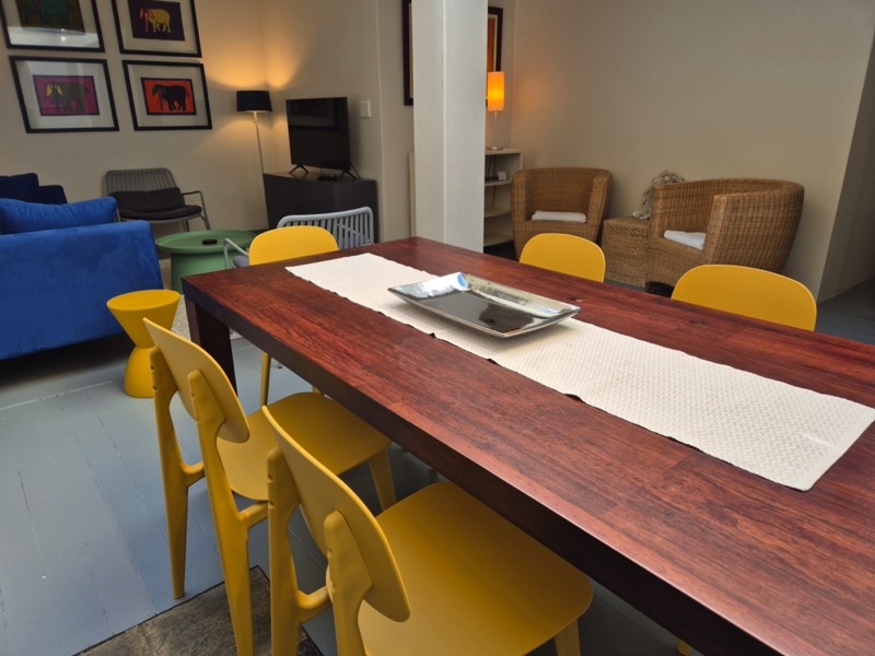 110 Waterkant Street - open plan dining