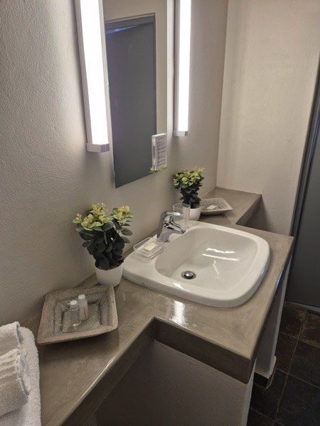 110 Waterkant Street - 2nd bathroom