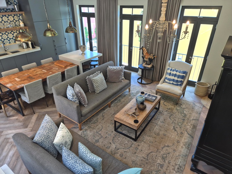 9a Loader Street - Living area