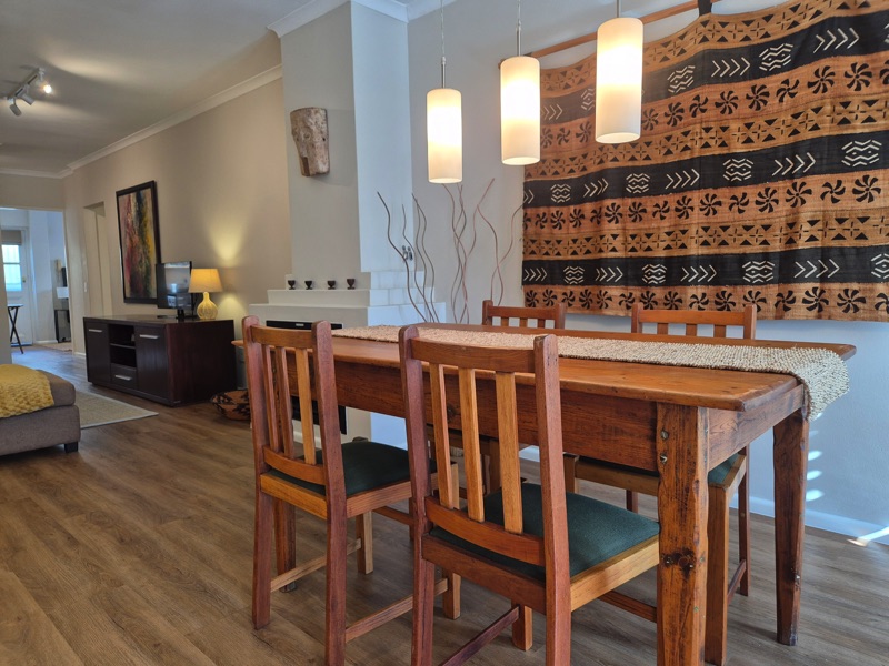 115 De Waterkant Piazza - dining area