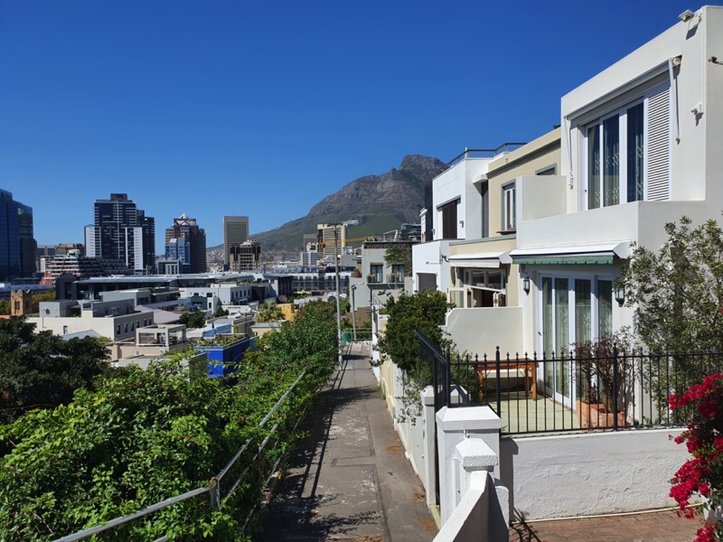 70 Loader Street - harbour side exterior view