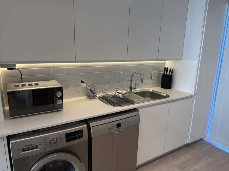 32 Napier Street, Apt.401 - Kitchen