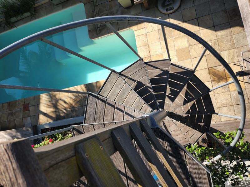 40 Napier Street - spiral stairs to roofdeck