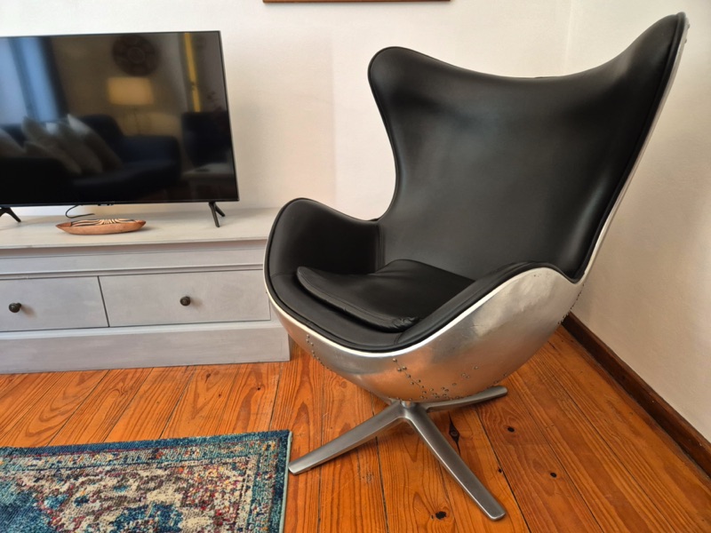 19 Jarvis Street - Living room