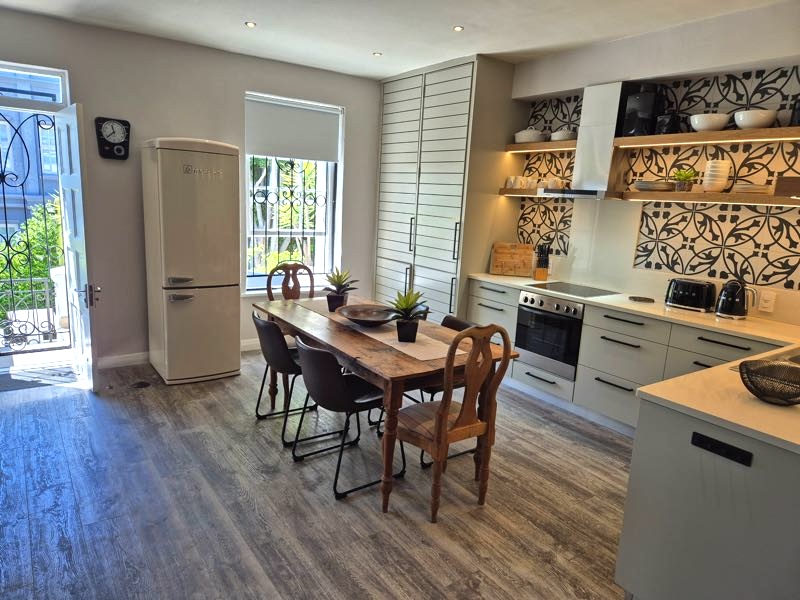139 Waterkant Street - kitchen