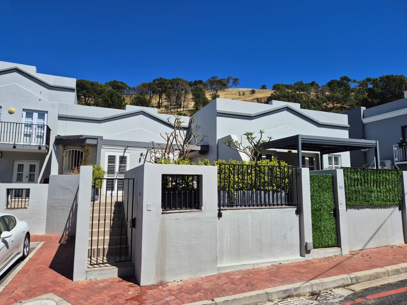 115 De Waterkant Piazza - external front