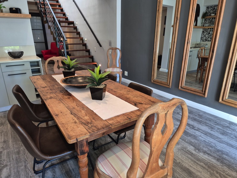 139 Waterkant Street - kitchen dining area