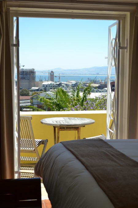 4 Bayview Terrace - bedroom 1 balcony