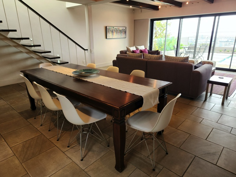 7 Bayview Terrace - dining area