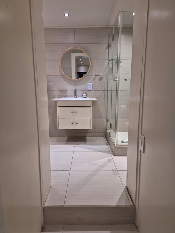 139 Waterkant Street - en-suite 2