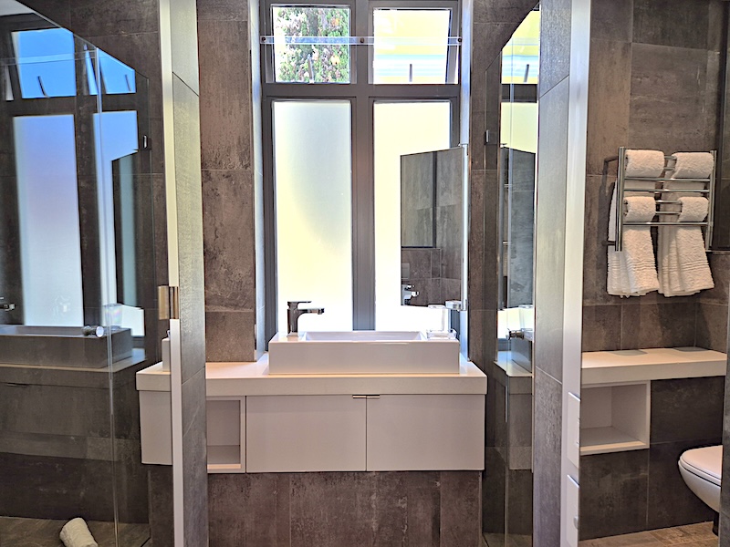 9a Loader Street - Bedroom 1 en-suite