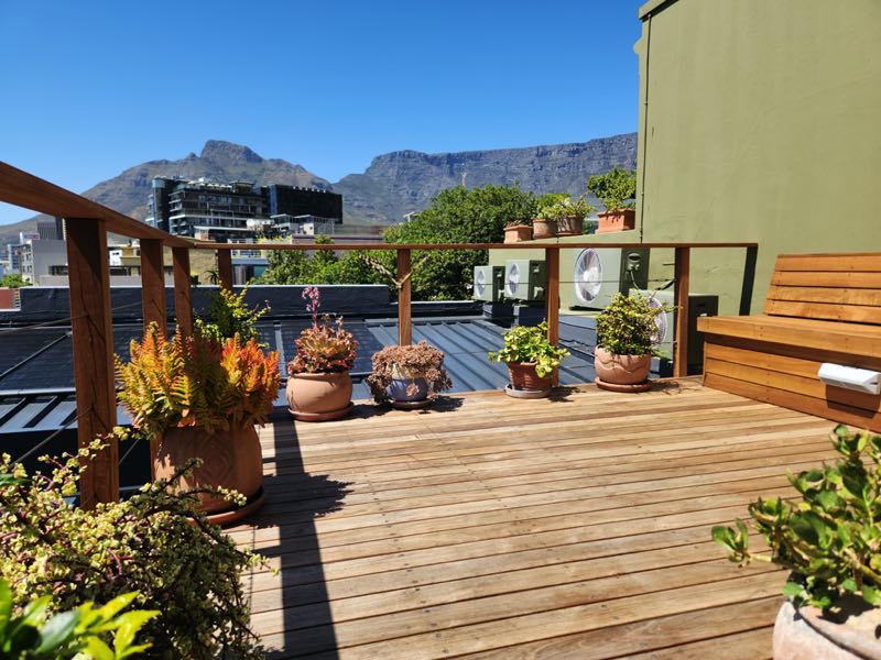 40 Napier Street - deck & view