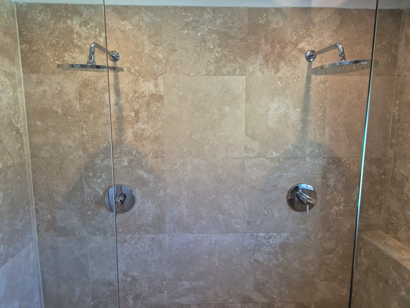 207 De Waterkant Piazza - bathroom 2 showers