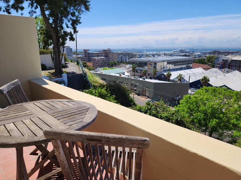 70 Loader - bedroom 1 balcony