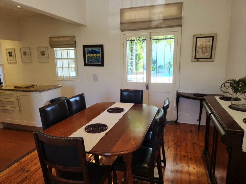 40 Napier Street - dining area