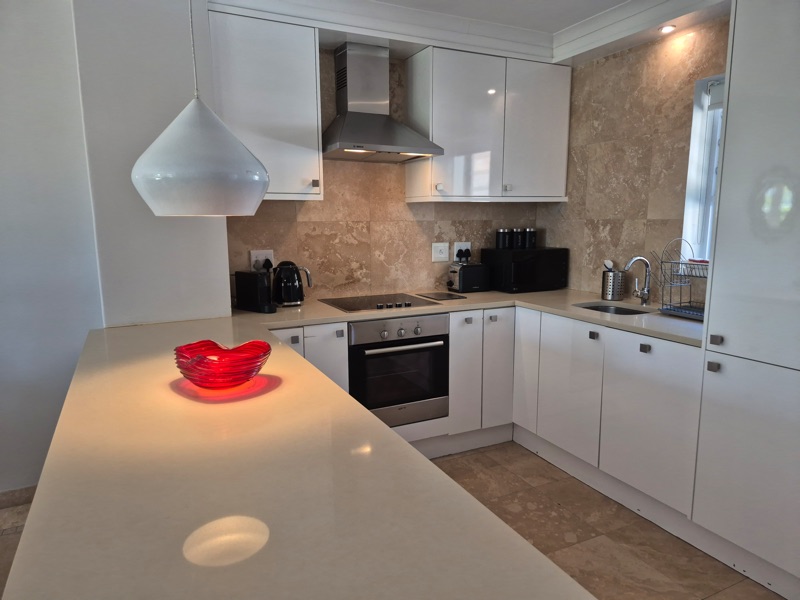 207 De Waterkant Piazza - kitchen