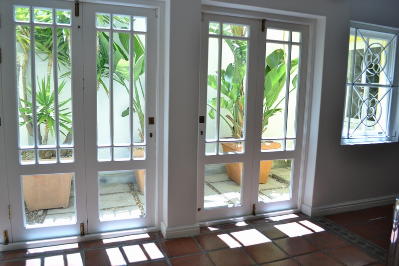4 Bayview Terrace - courtyard