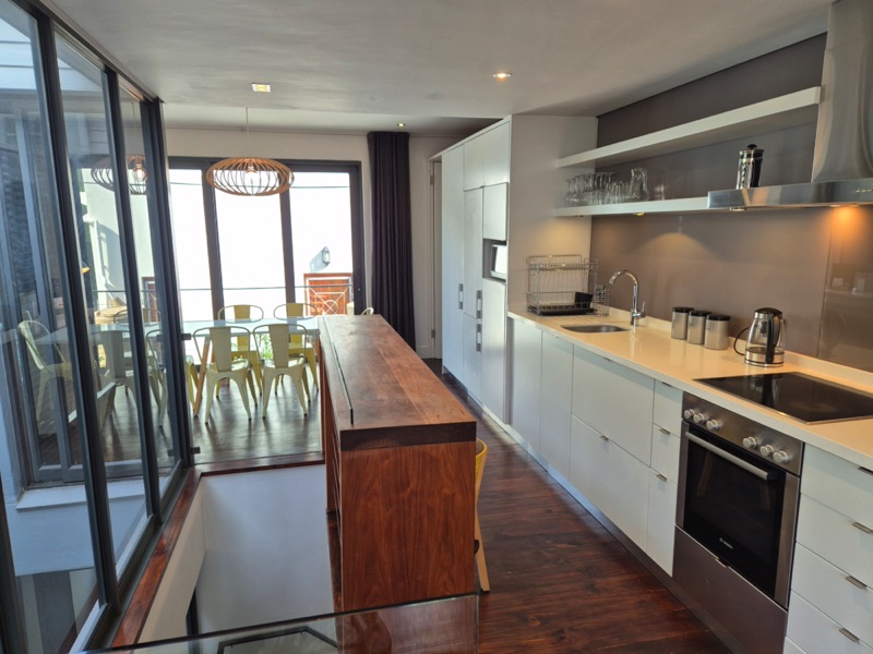 77 Loader Street - kitchen