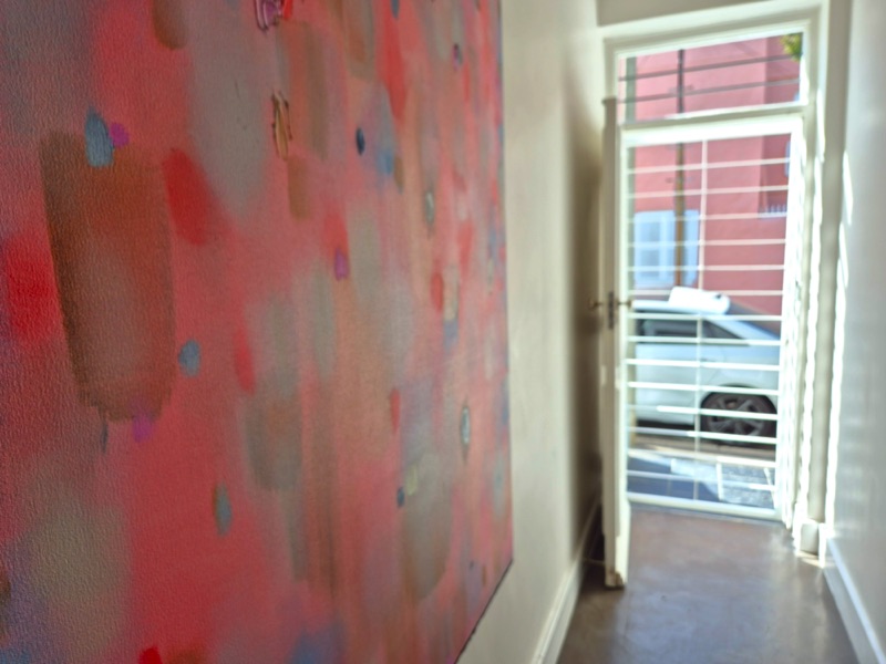 77 Loader Street - entrance corridor