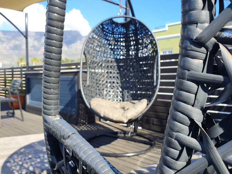 10 Loader Street - roof deck hanging chairs