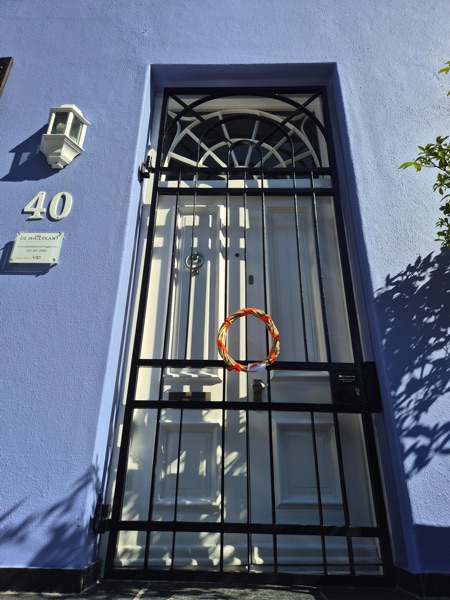 40 Napier Street - Festive wreath