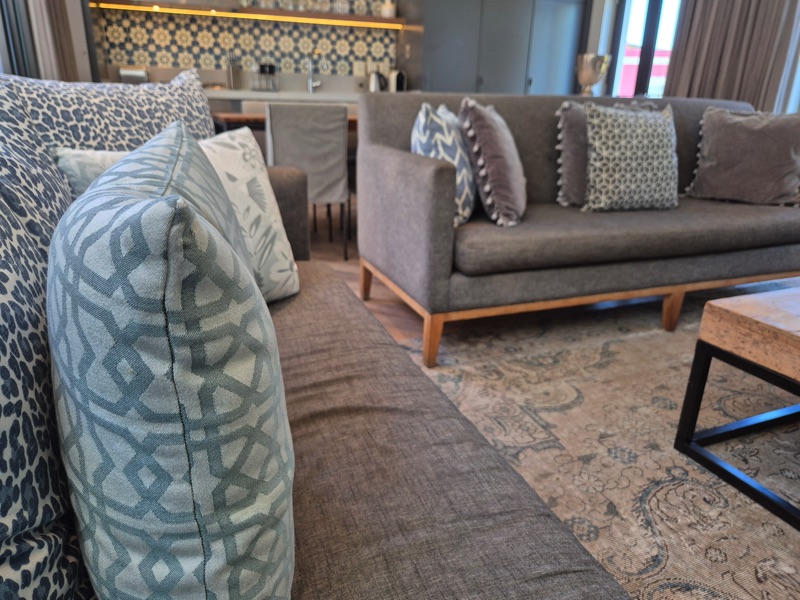 9a Loader Street - Living area