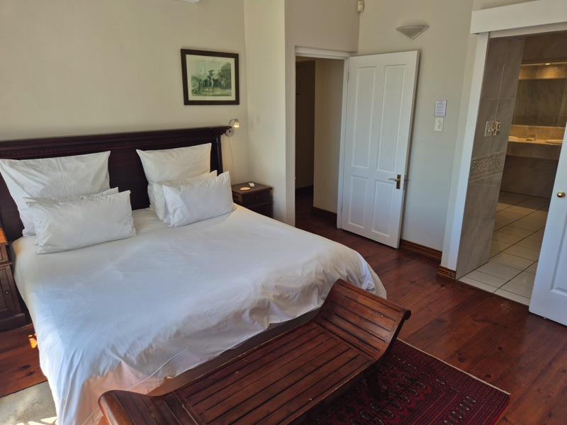 4 Bayview Terrace - bedroom 1