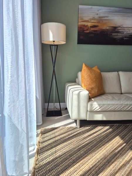 32 Napier Street, Apt.401 - Living area