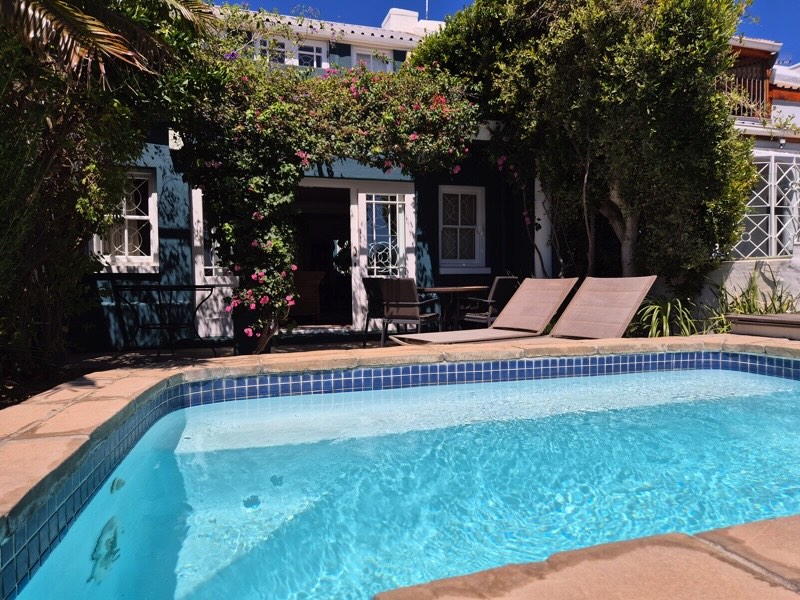 4 Bayview Terrace - poolside exterior