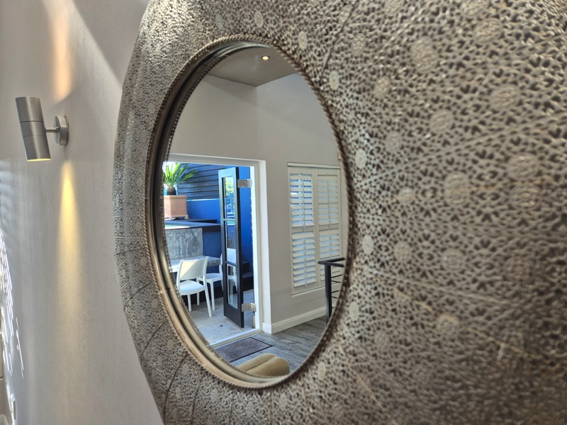 139 Waterkant Street - 1st floor lounge mirror