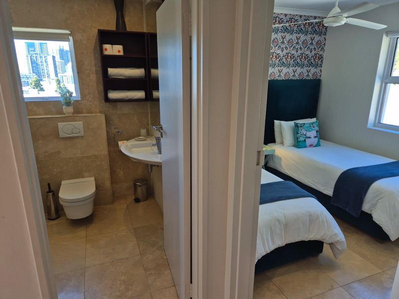 207 De Waterkant Piazza - bedroom 2 & bathroom