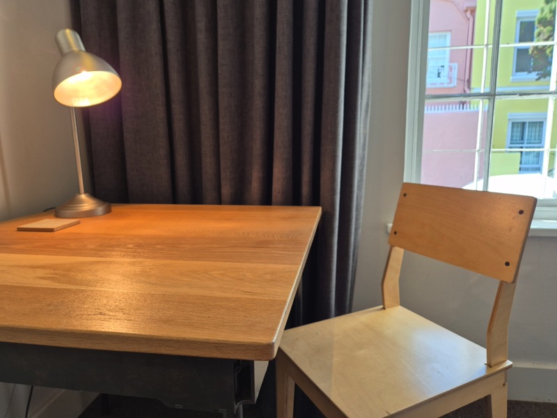 77 Loader Street - bedroom 1