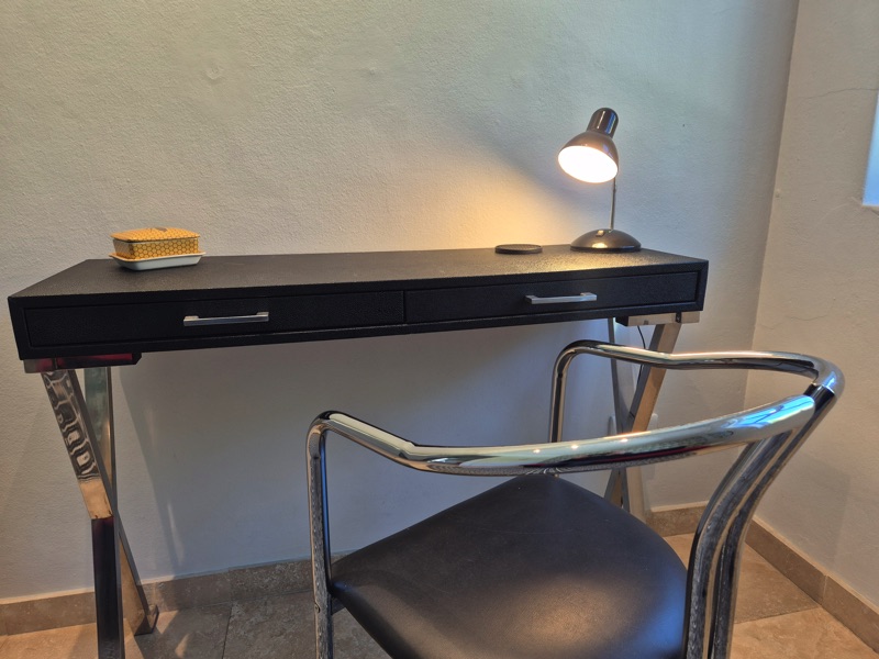 207 De Waterkant Piazza - study