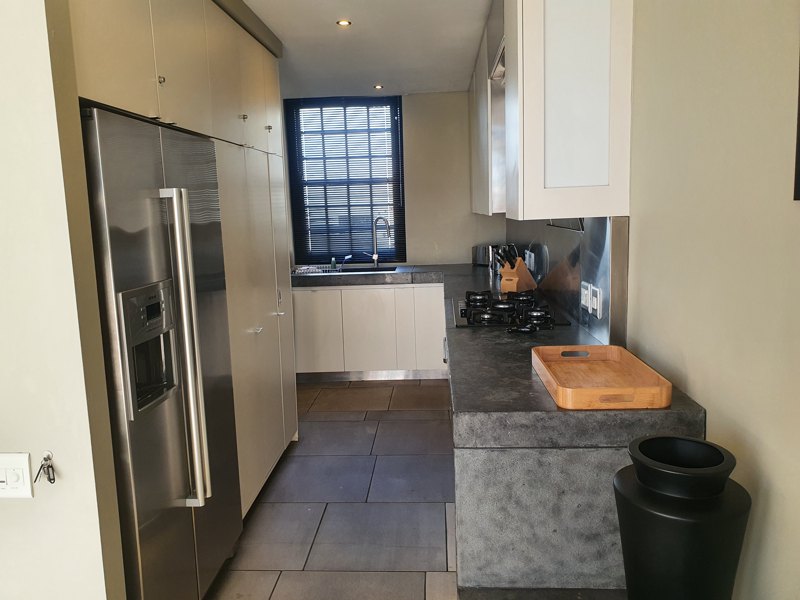 24 Loader Street - kitchen