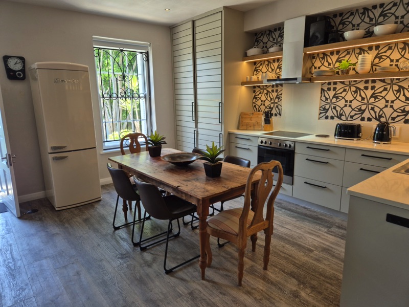 139 Waterkant Street - kitchen