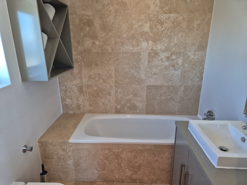 207 De Waterkant Piazza - bedroom 1 en-suite