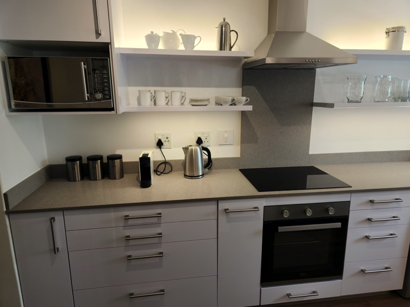 115 De Waterkant Piazza - kitchen